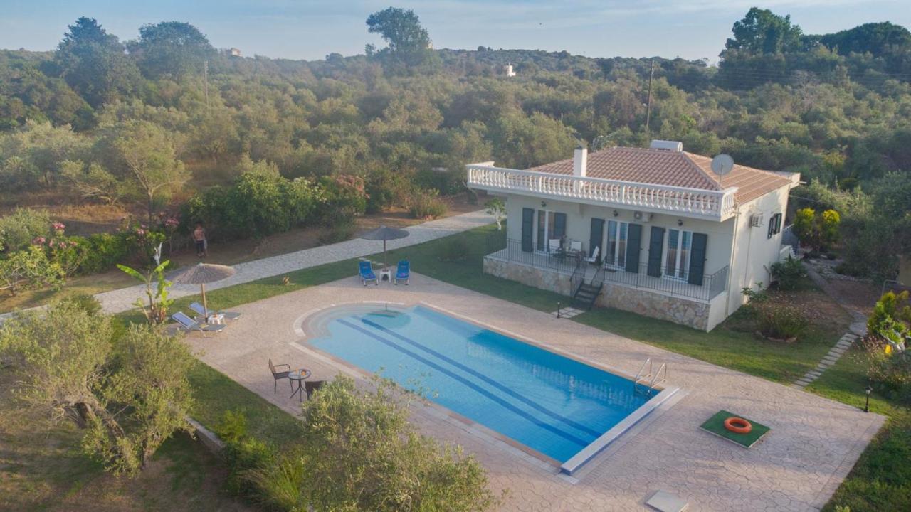 Villa Adonis Halikounas Eksteriør billede